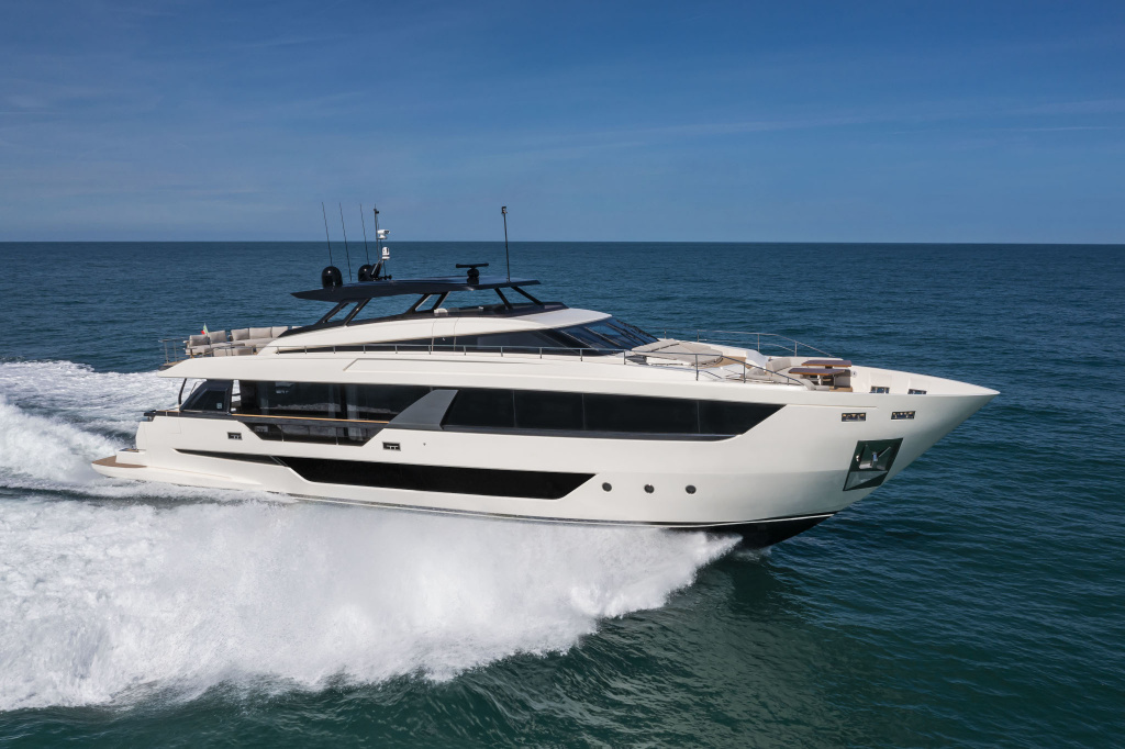 Ferretti-Yachts_1000.jpg 53942.jpg
