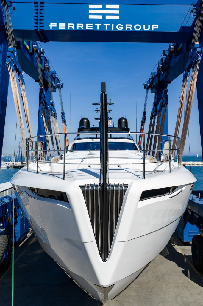 01_Pershing 140#05.jpg