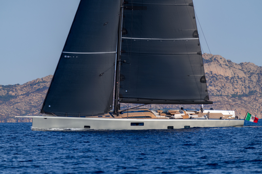 wallywind110_08.jpg wallywind110_08.jpg