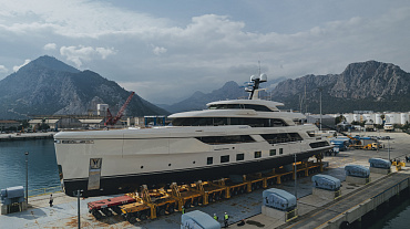 Alia Yachts launches Serenity II