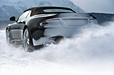 Aston Martin на льду